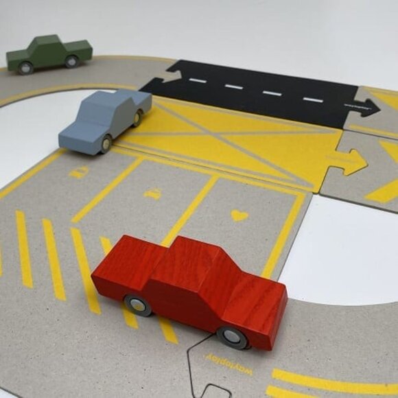 NWT WayToPlay Flexible Toy Road – Road to Recovery - Picture 4 of 4